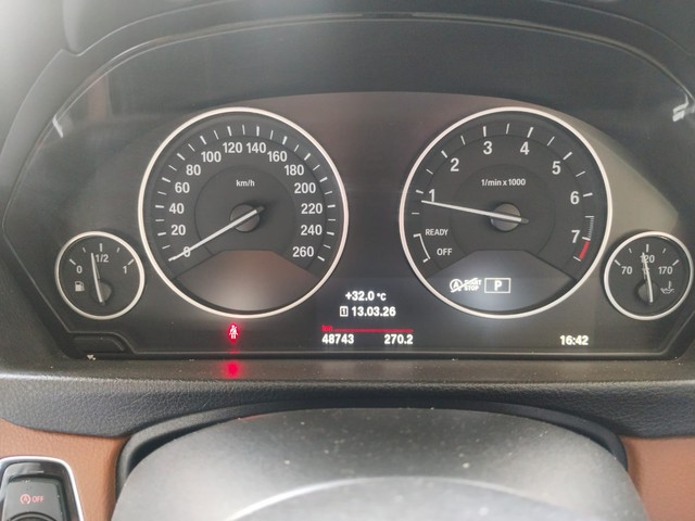 Second-hand 2016 BMW 3 Series 320i Luxury Line for sale in Mumbai-15