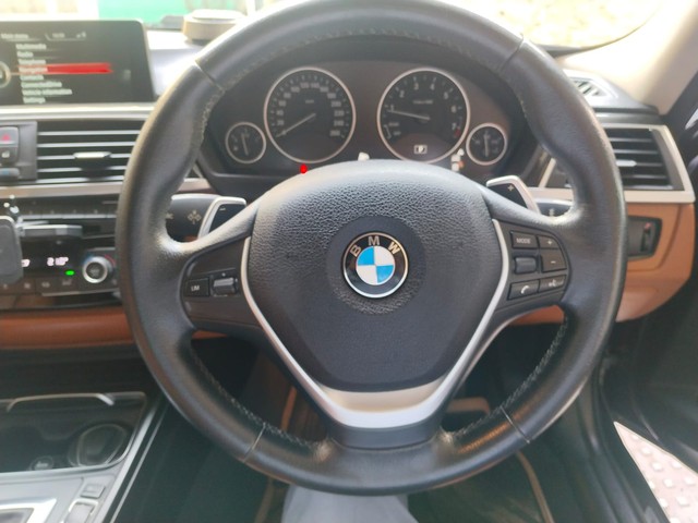 Second-hand 2016 BMW 3 Series 320i Luxury Line for sale in Mumbai-8