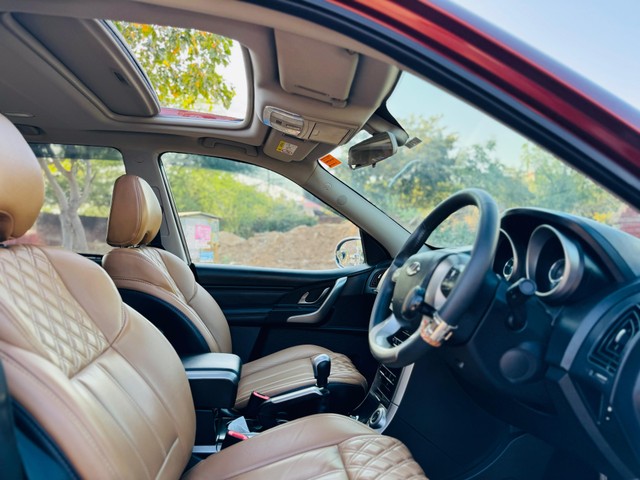 Second-hand 2018 Mahindra XUV500 W11 FWD Diesel for sale in Jaipur-6