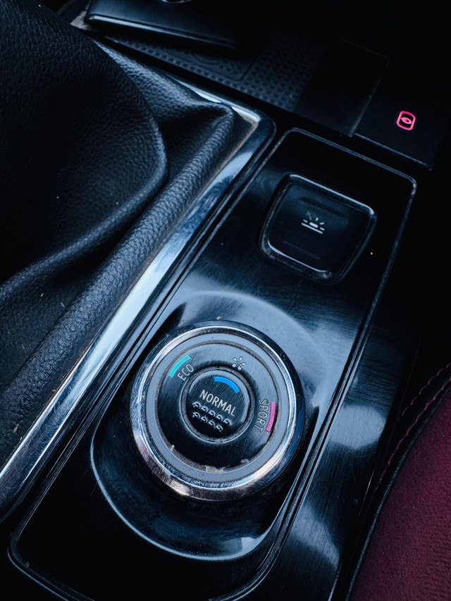 Second-hand 2023 Renault Kiger RXZ for sale in Jaipur-18