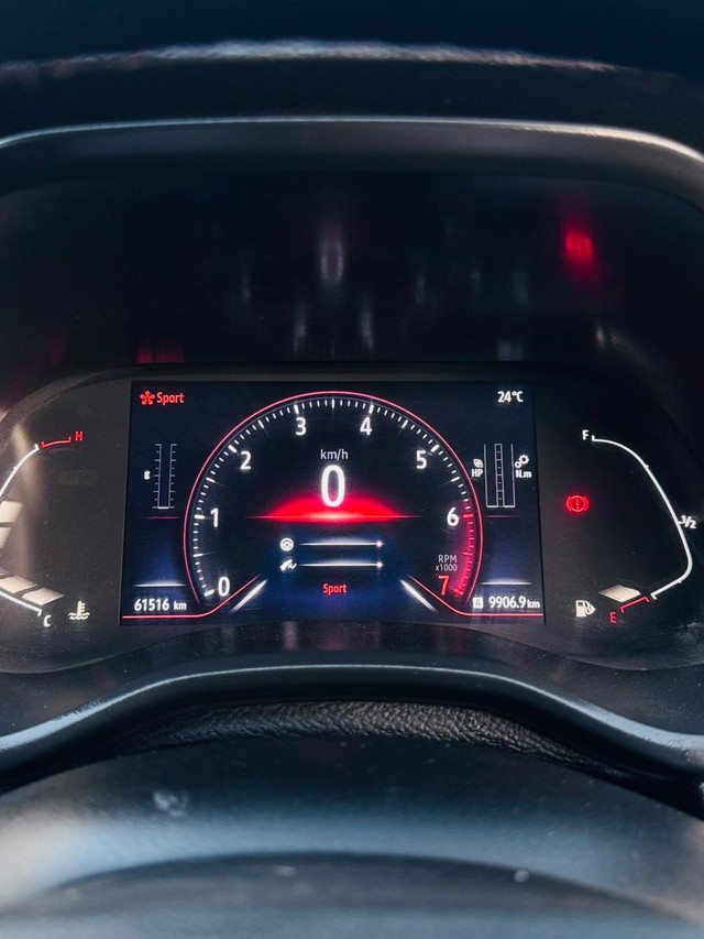 Second-hand 2023 Renault Kiger RXZ for sale in Jaipur-10