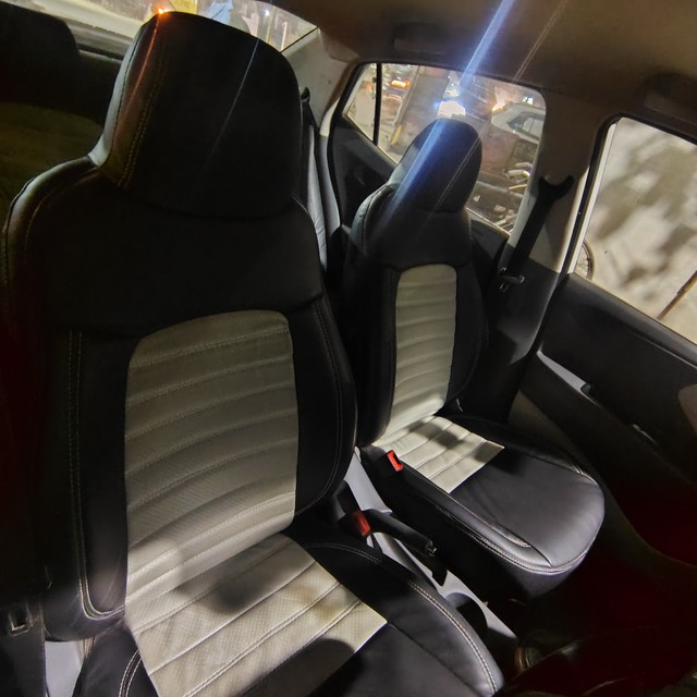 Second-hand 2020 Hyundai Aura SX for sale in Kanpur-5