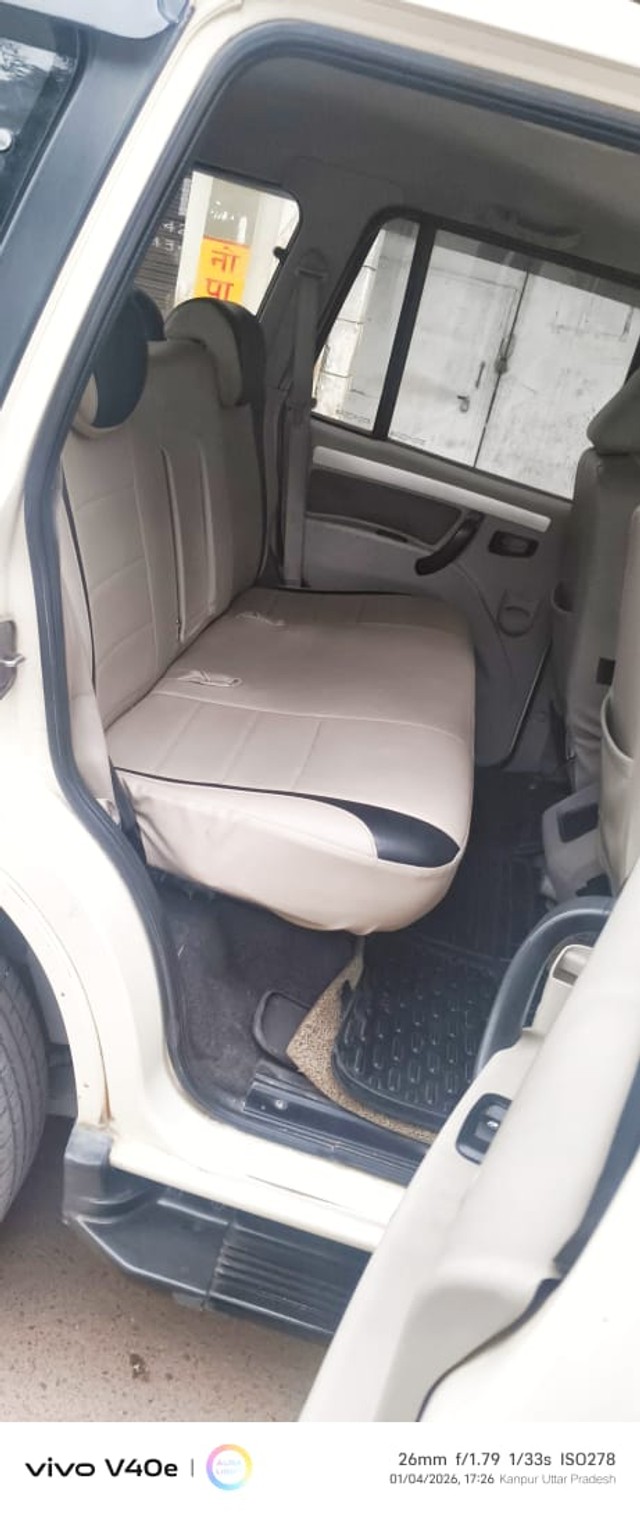 Second-hand 2016 Mahindra Scorpio Getaway for sale in Kanpur-7