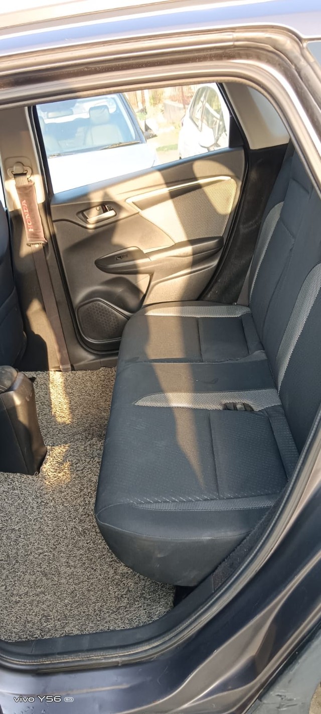 Second-hand 2018 Honda WR-V i-DTEC VX for sale in Lucknow-8