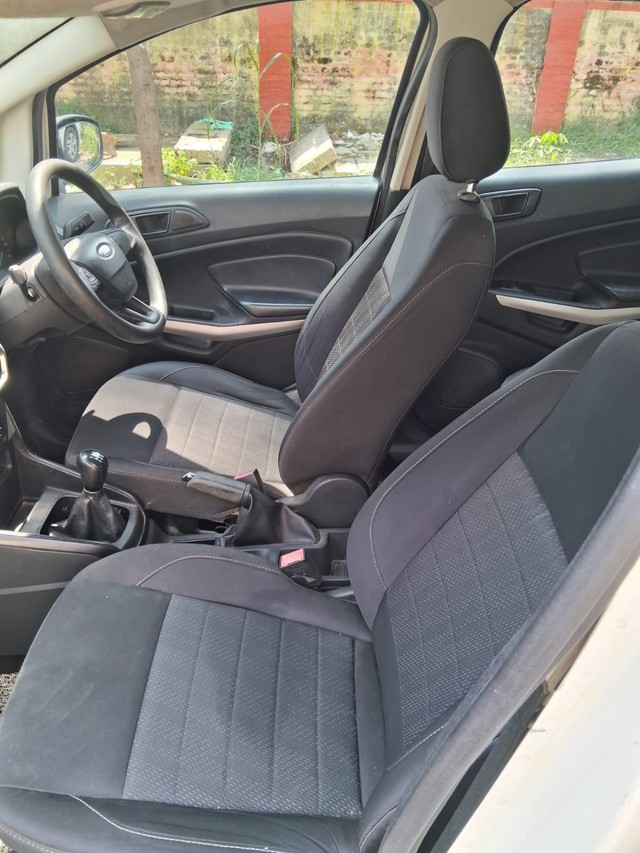 Second-hand 2018 Ford Ecosport 1.5 Diesel Ambiente BSIV for sale in Lucknow-7