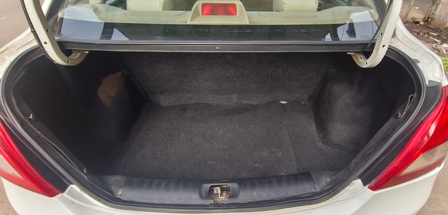 Second-hand 2012 Maruti Swift Dzire VXI for sale in Kanpur-7