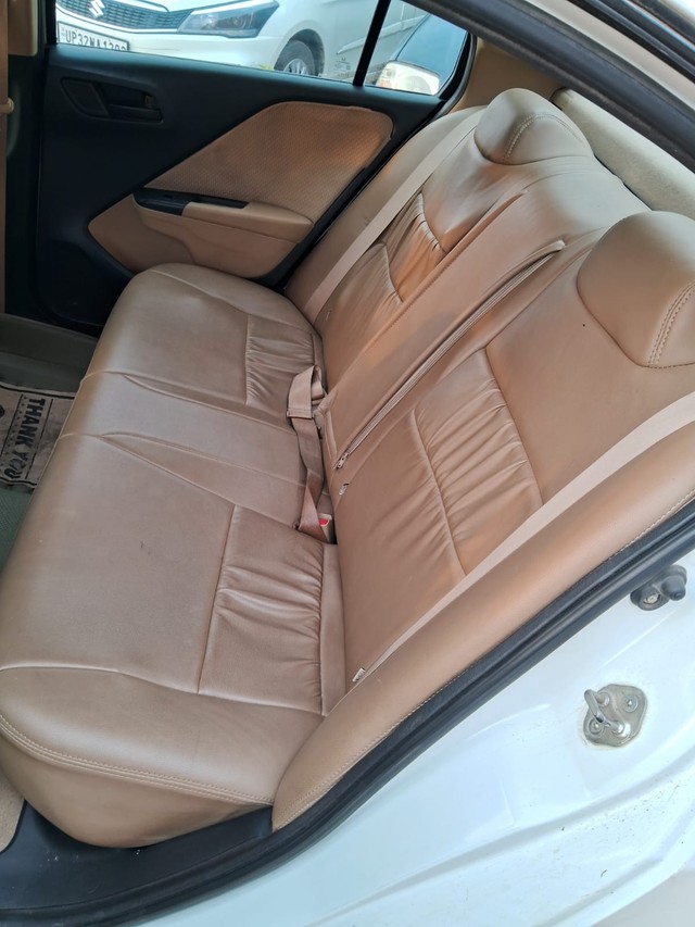 Second-hand 2017 Honda City i VTEC S for sale in Lucknow-7