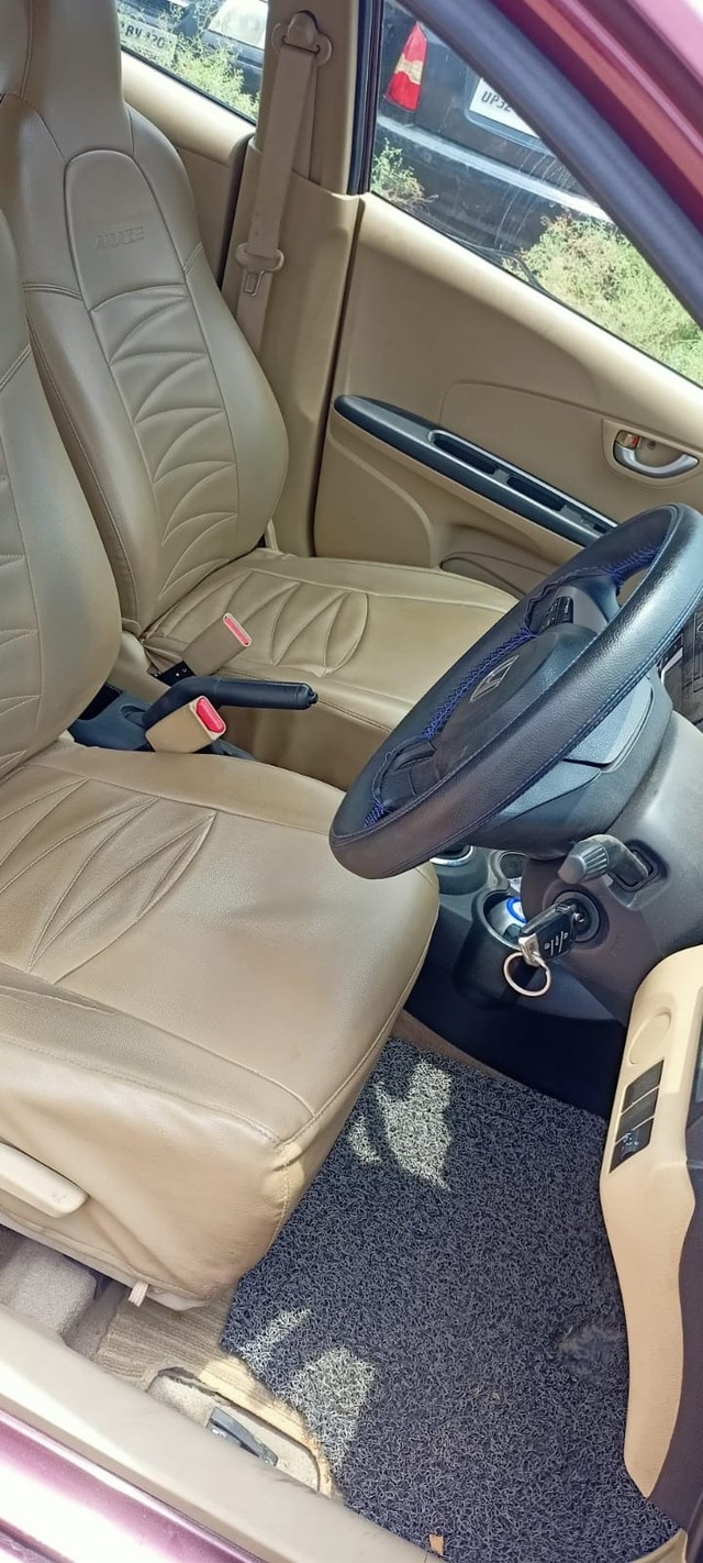 Second-hand 2017 Honda Amaze SX i VTEC for sale in Lucknow-3