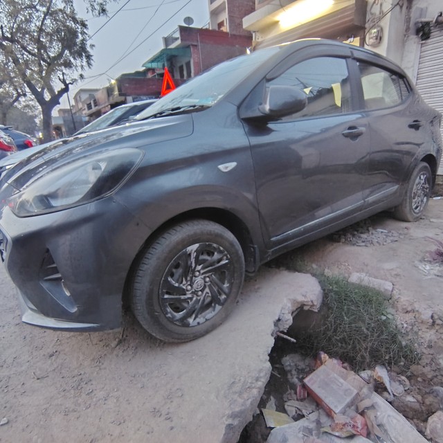 Second-hand 2020 Hyundai Aura S for sale in Kanpur-2