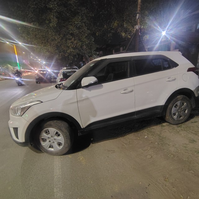 Second-hand 2018 Hyundai Creta 1.4 E Plus CRDi for sale in Kanpur-4