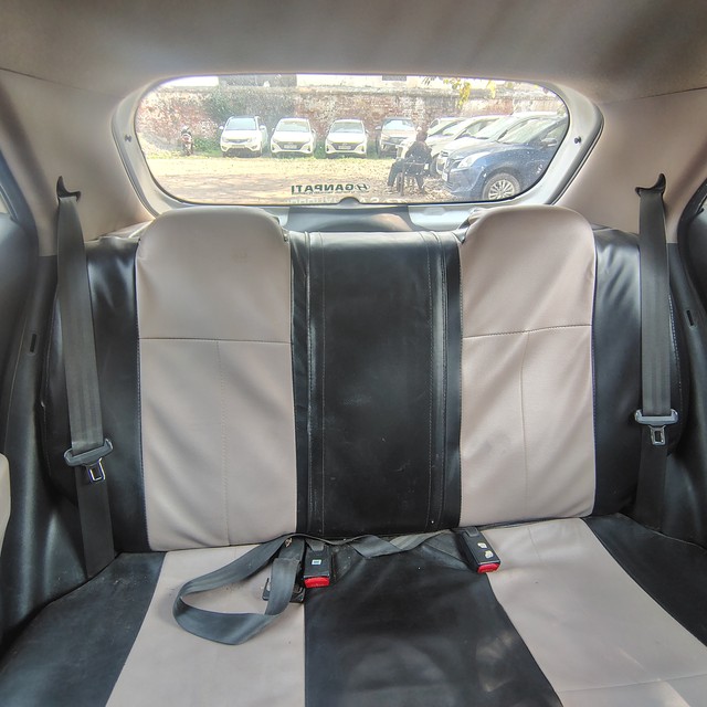 Second-hand 2015 Hyundai i10 Magna 1.2 iTech SE for sale in Lucknow-7