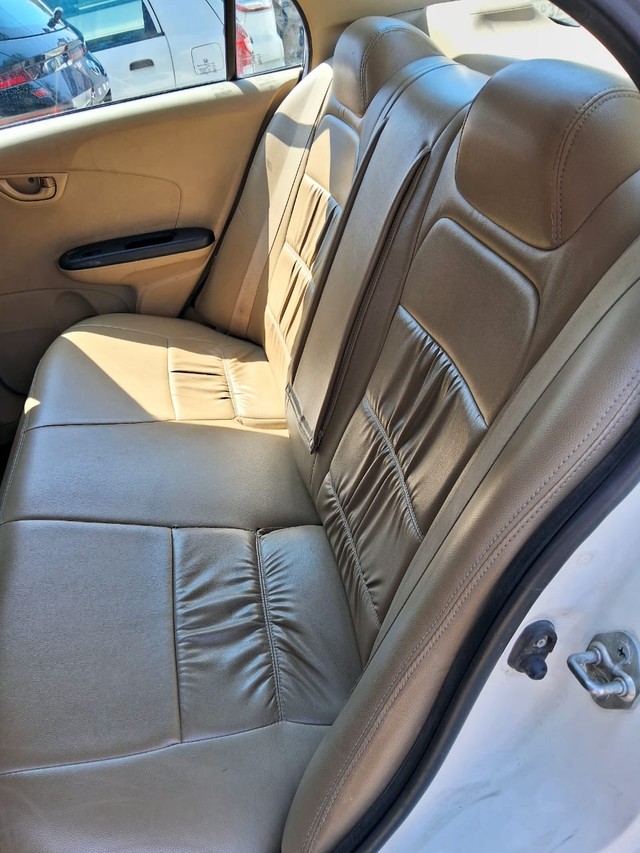 Second-hand 2017 Honda Amaze SX i VTEC for sale in Lucknow-4