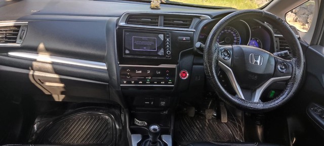 Second-hand 2017 Honda WR-V i-DTEC VX for sale in Lucknow-6