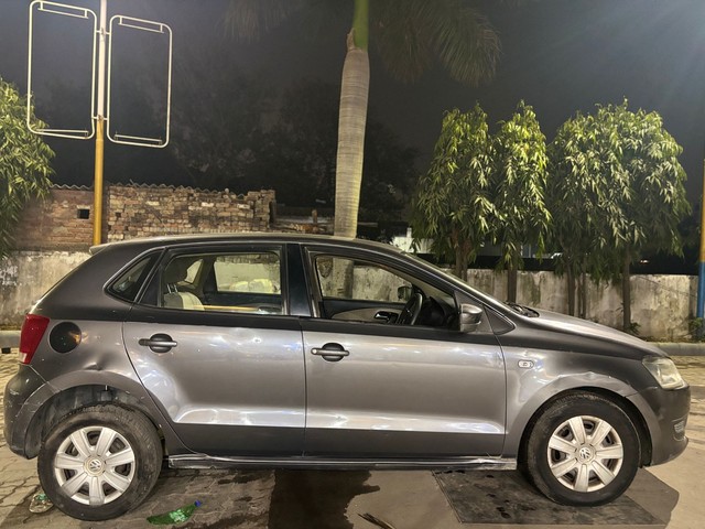 Second-hand 2010 Volkswagen Polo IPL II 1.2 Petrol Highline for sale in Lucknow-1