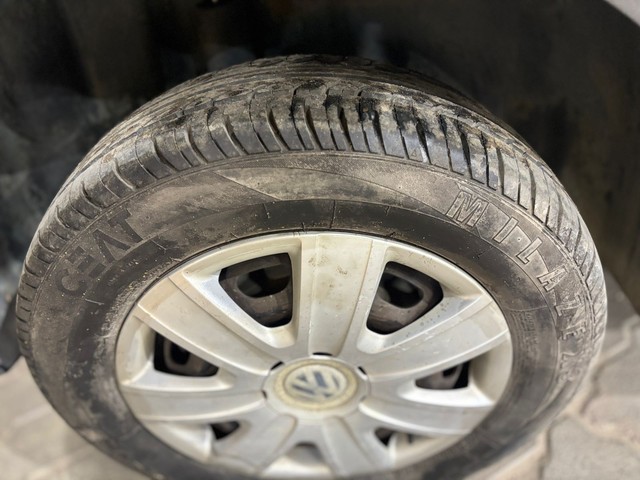 Second-hand 2010 Volkswagen Polo IPL II 1.2 Petrol Highline for sale in Lucknow-7