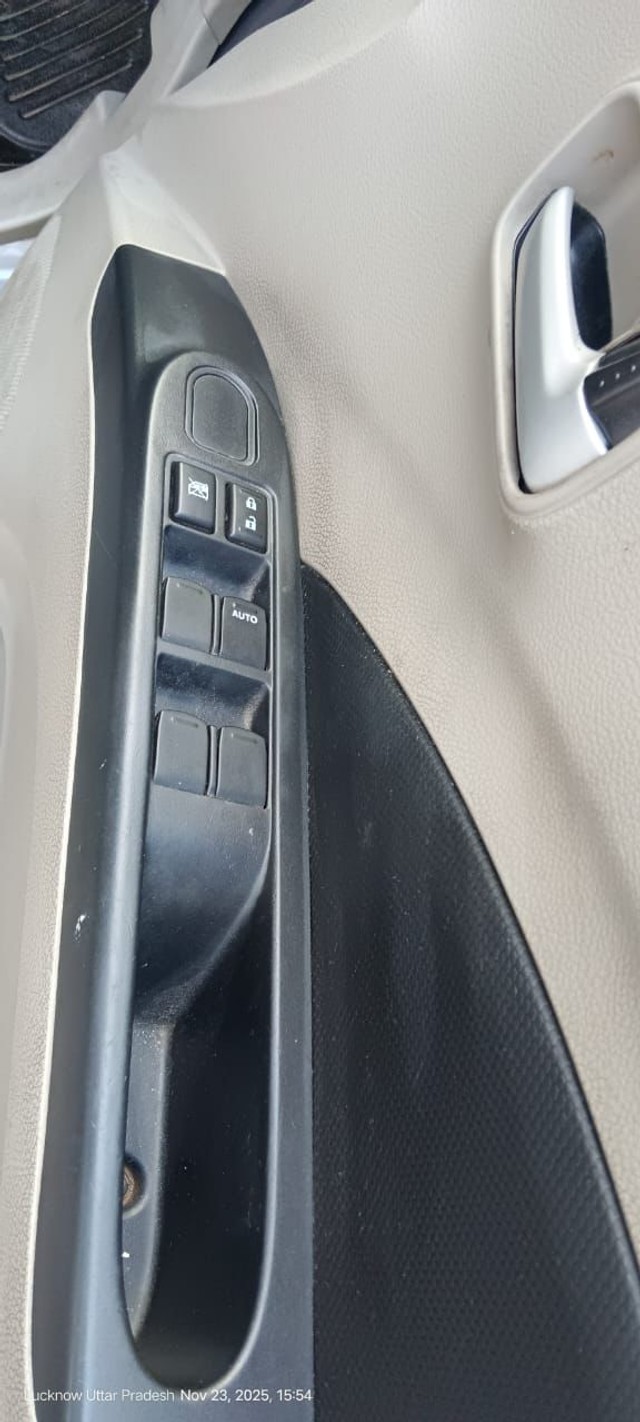 Second-hand 2015 Maruti Suzuki Celerio VXI AT for sale in Lucknow-9