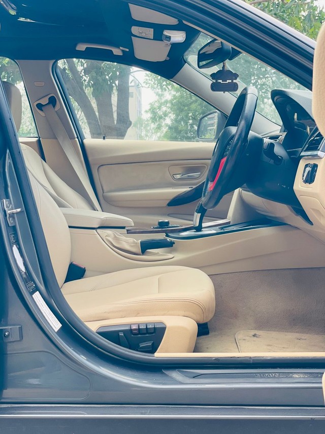 Second-hand 2014 BMW 3 Series 320d Luxury Line for sale in Jaipur-9