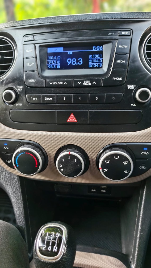 Second-hand 2016 Hyundai Grand i10 Sportz for sale in Nashik-4