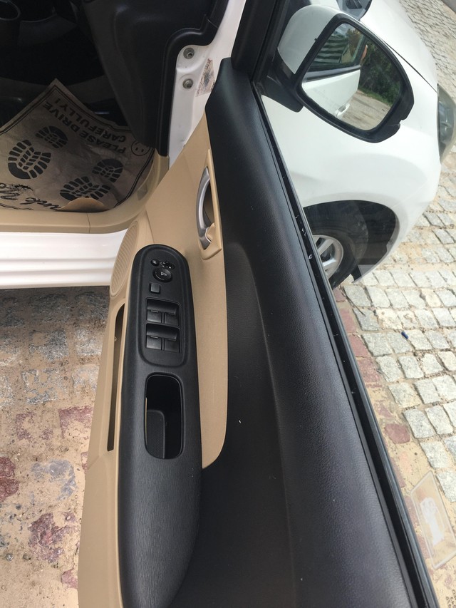 Second-hand 2015 Honda Brio VX AT for sale in New Delhi-16