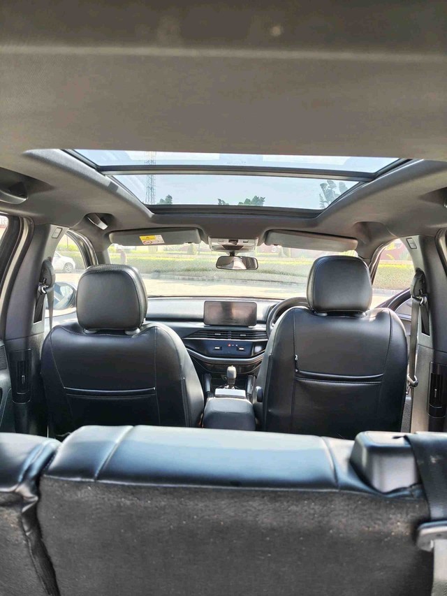 Second-hand 2024 Tata Harrier Pure Plus S Dark for sale in Surat-3