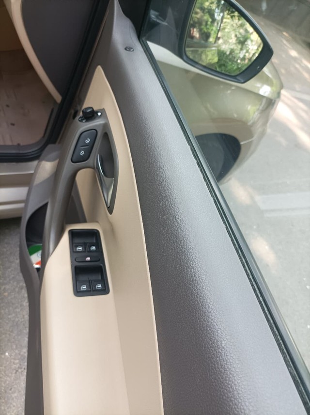 Second-hand 2017 Volkswagen Vento 1.2 TSI Highline AT for sale in New Delhi-13