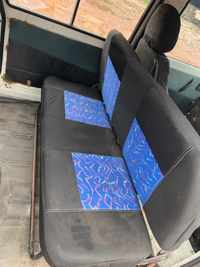 Second-hand 2013 Maruti Suzuki Omni CNG for sale in Surat-3