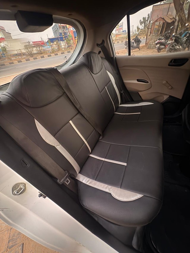 Second-hand 2020 Hyundai Santro Era Executive for sale in Bhubaneswar-5