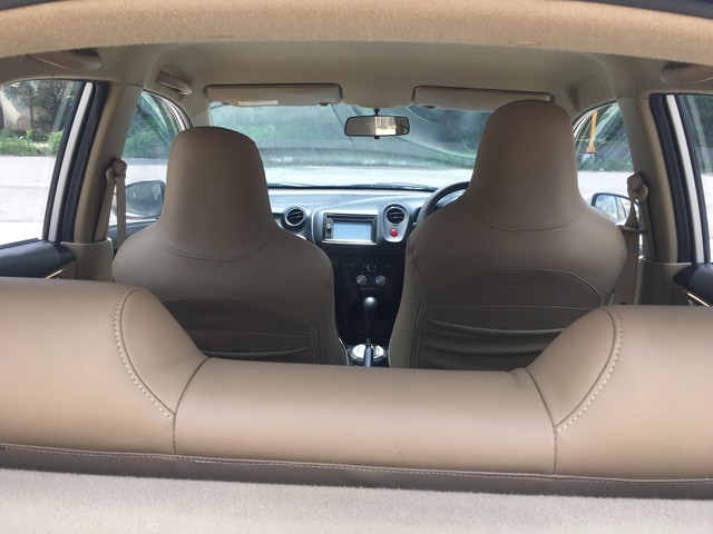 Second-hand 2015 Honda Brio VX AT for sale in New Delhi-15