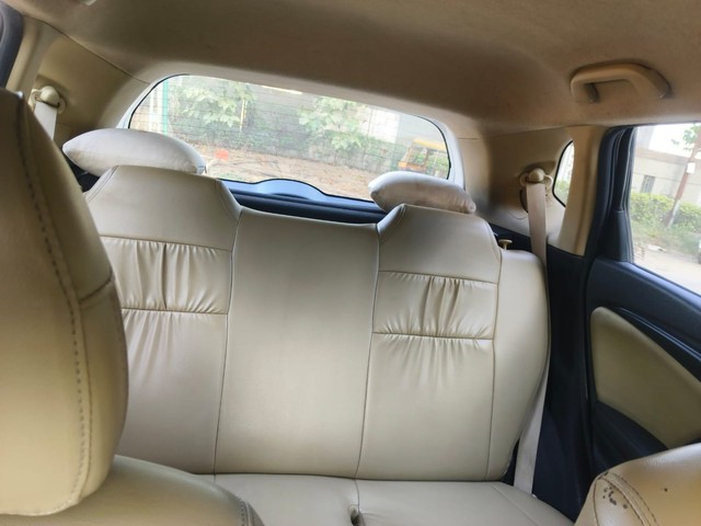 Second-hand 2017 Honda Jazz 1.5 S i DTEC for sale in Surat-7