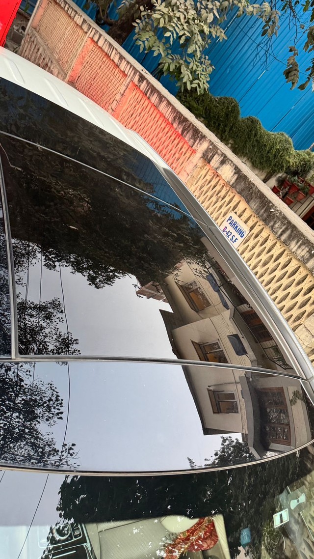 Mercedes-Benz GLC 300 4MATIC Second-hand 2016 Mercedes-Benz GLC 300 4MATIC for sale in New Delhi-30