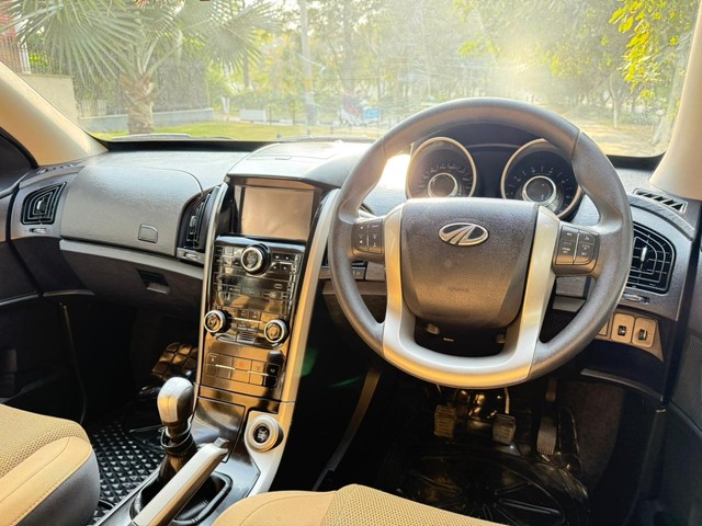 Second-hand 2019 Mahindra XUV500 W7 BSIV for sale in Yamuna Nagar-11