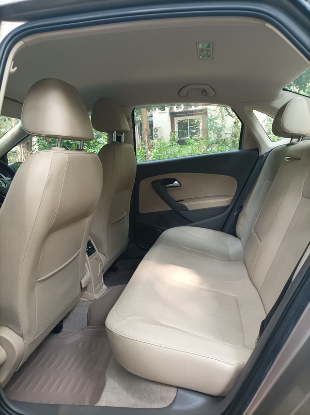 Second-hand 2017 Volkswagen Vento 1.2 TSI Highline AT for sale in New Delhi-12