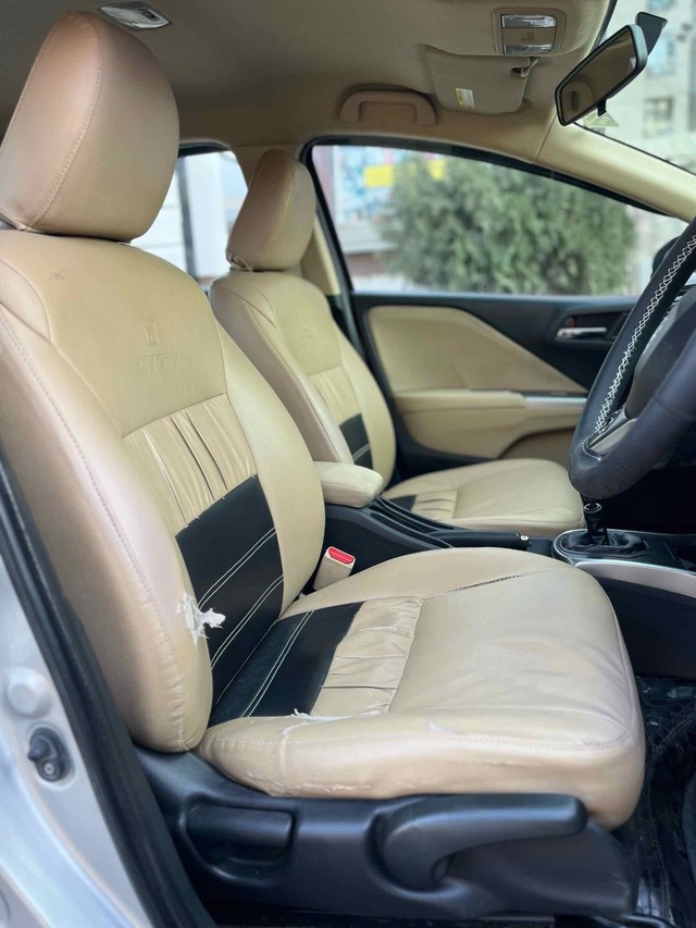 Second-hand 2014 Honda City i DTEC V for sale in Surat-4