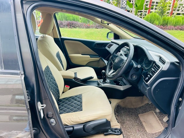 Second-hand 2016 Honda City i VTEC SV for sale in New Delhi-5