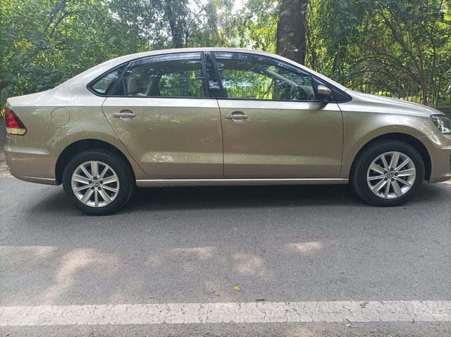 Second-hand 2017 Volkswagen Vento 1.2 TSI Highline AT for sale in New Delhi-1