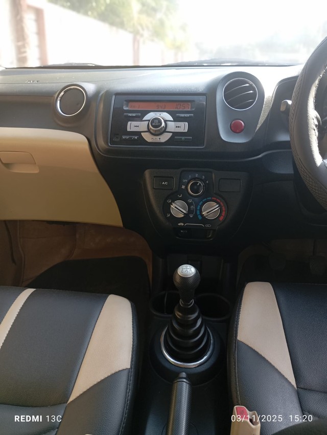 Second-hand 2015 Honda Amaze SX i-DTEC for sale in Surat-8