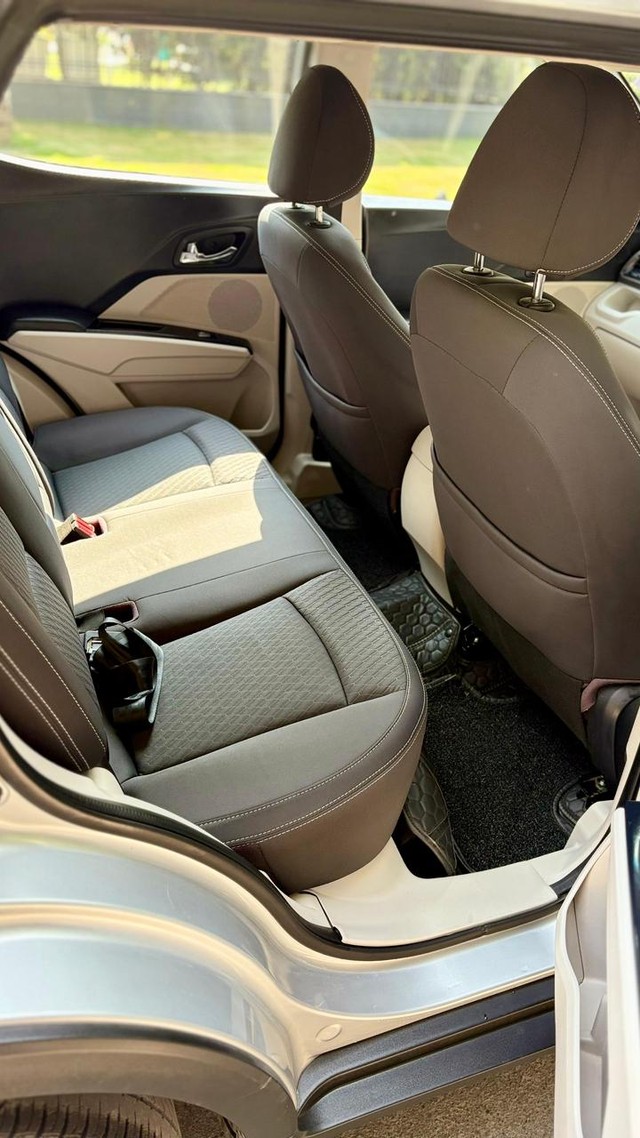 Second-hand 2019 Mahindra XUV300 W8 BSIV for sale in Yamuna Nagar-18