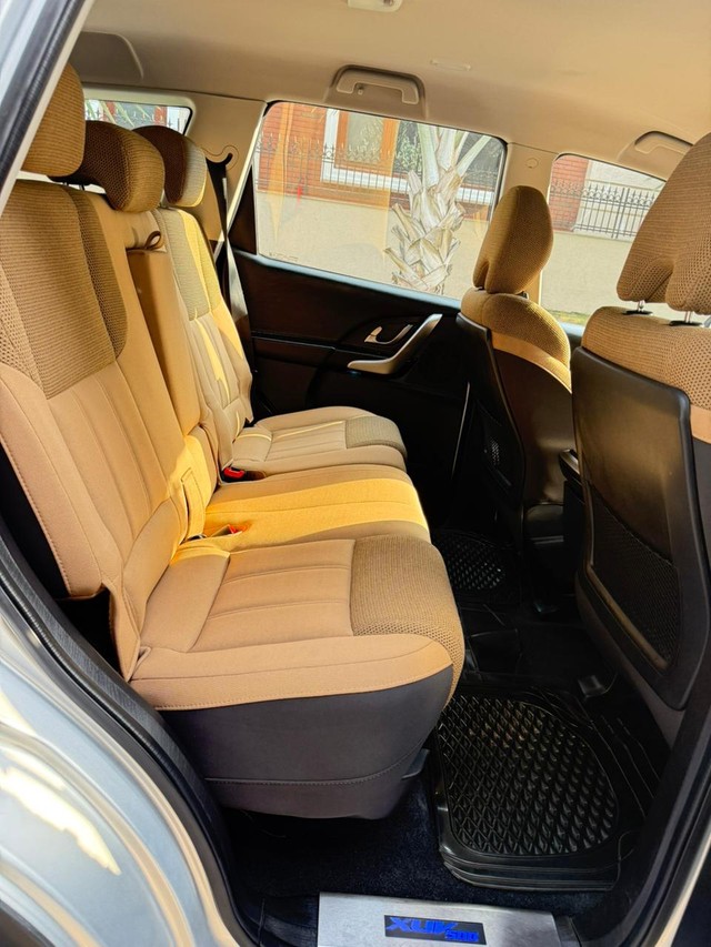 Second-hand 2019 Mahindra XUV500 W7 BSIV for sale in Yamuna Nagar-5