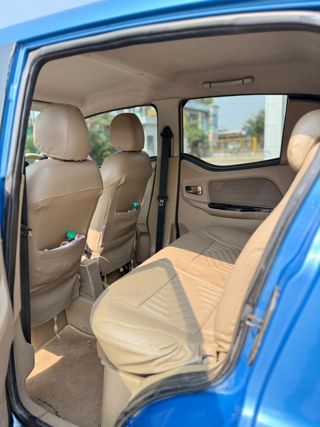 Second-hand 2018 Mahindra e2o Plus P4 for sale in Nashik-8