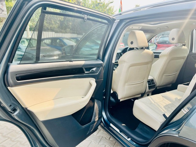 Second-hand 2019 Skoda Kodiaq 2.0 TDI Laurin Klement for sale in Faridabad-18