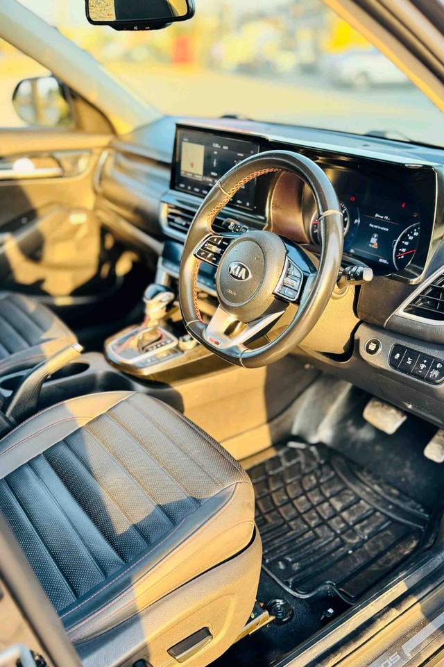 Second-hand 2020 Kia Seltos GTX Plus DCT for sale in Surat-3