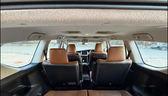 Second-hand 2016 Toyota Innova 2.5 G (Diesel) 7 Seater BS IV for sale in New Delhi-4