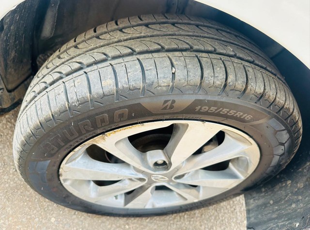 Hyundai i20 Asta 1.2 Second-hand 2017 Hyundai i20 Asta 1.2 for sale in Nashik-10