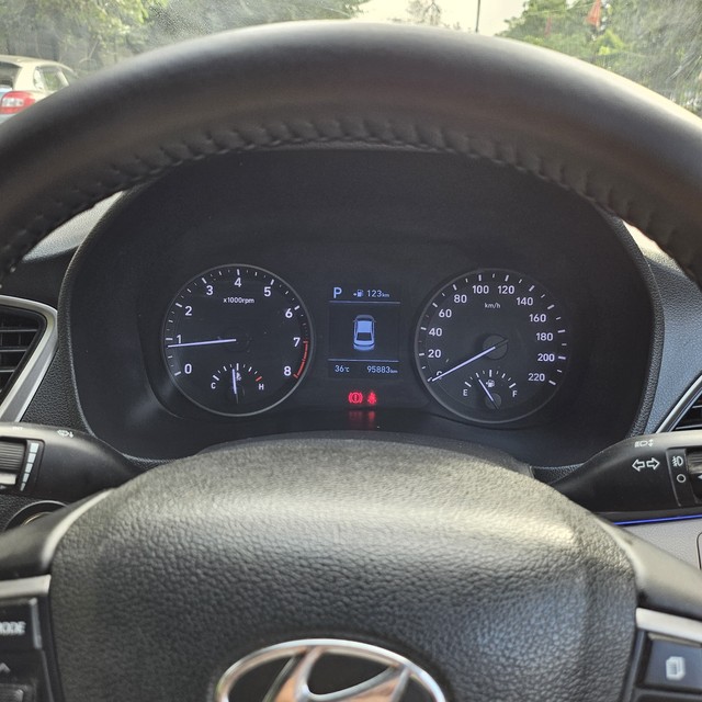 Second-hand 2019 Hyundai Verna VTVT 1.6 AT SX Option for sale in Gurgaon-6