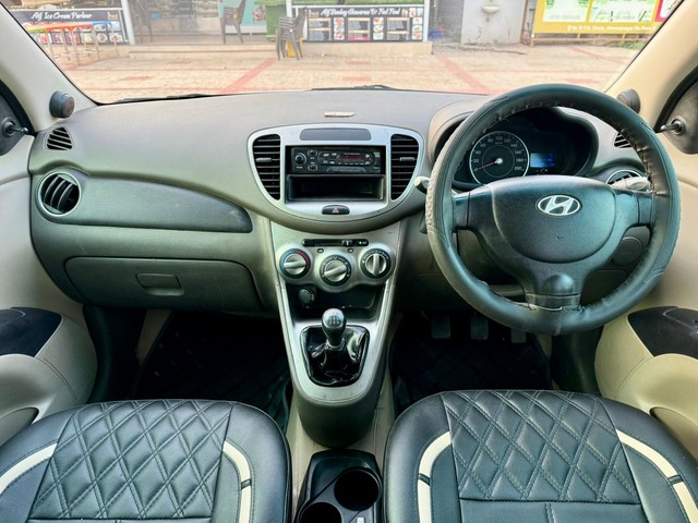 Second-hand 2012 Hyundai i10 Magna for sale in Sabarkantha-12
