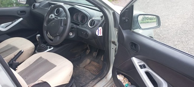 Second-hand 2011 Ford Figo Diesel ZXI for sale in Miraj-5