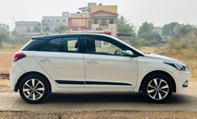 Hyundai i20 Asta 1.2 Second-hand 2017 Hyundai i20 Asta 1.2 for sale in Nashik-1