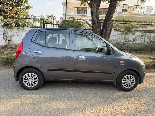 Second-hand 2013 Hyundai i10 Era for sale in Yamuna Nagar-1