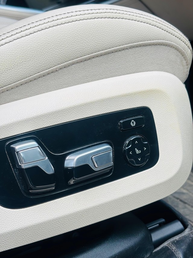 Second-hand 2020 BMW X5 xDrive 40i M Sport for sale in Jaipur-12