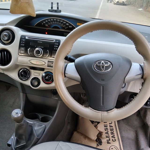 Second-hand 2014 Toyota Etios Liva G for sale in Gurgaon-20